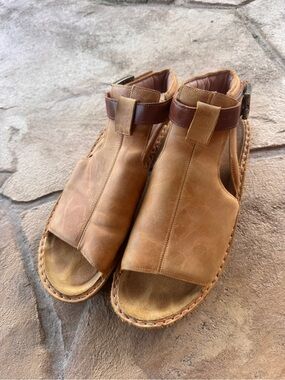 Naot Verbena Leather Ankle Strap Open Toe Comfort Wedge Sandals Tan Brown EU 40